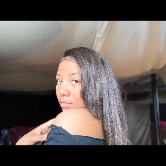 Meet your Posher, Korie - Picture 1 of 1